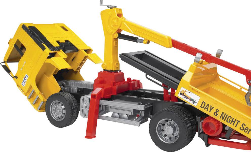 Bruder MAN TGA Abschlepp-LKW mit Geländewagen Fertigmodell Nutzfahrzeug Modell