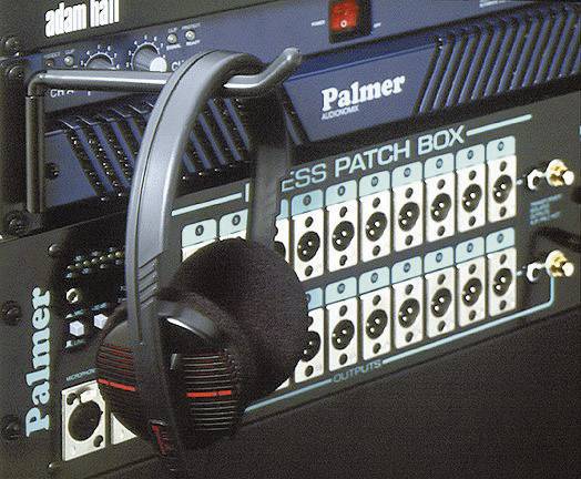 Adam Hall Kopfhörerhalterung 2 HE