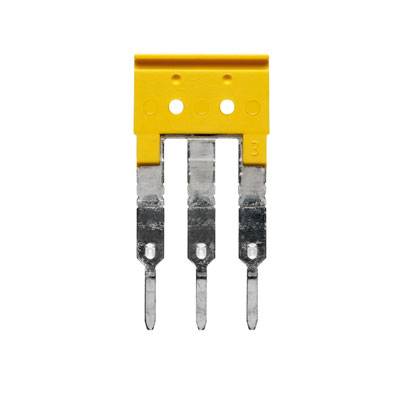 Ein gelber Sicherungsverbinder mit drei Metallstiften zur Verbindung elektrischer Leiter in Schaltkreisen.