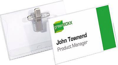 Ein Namensschild mit dem Logo 'greenBOXX' zeigt den Namen 'John Townend' mit der Berufsbezeichnung 'Product Manager'.