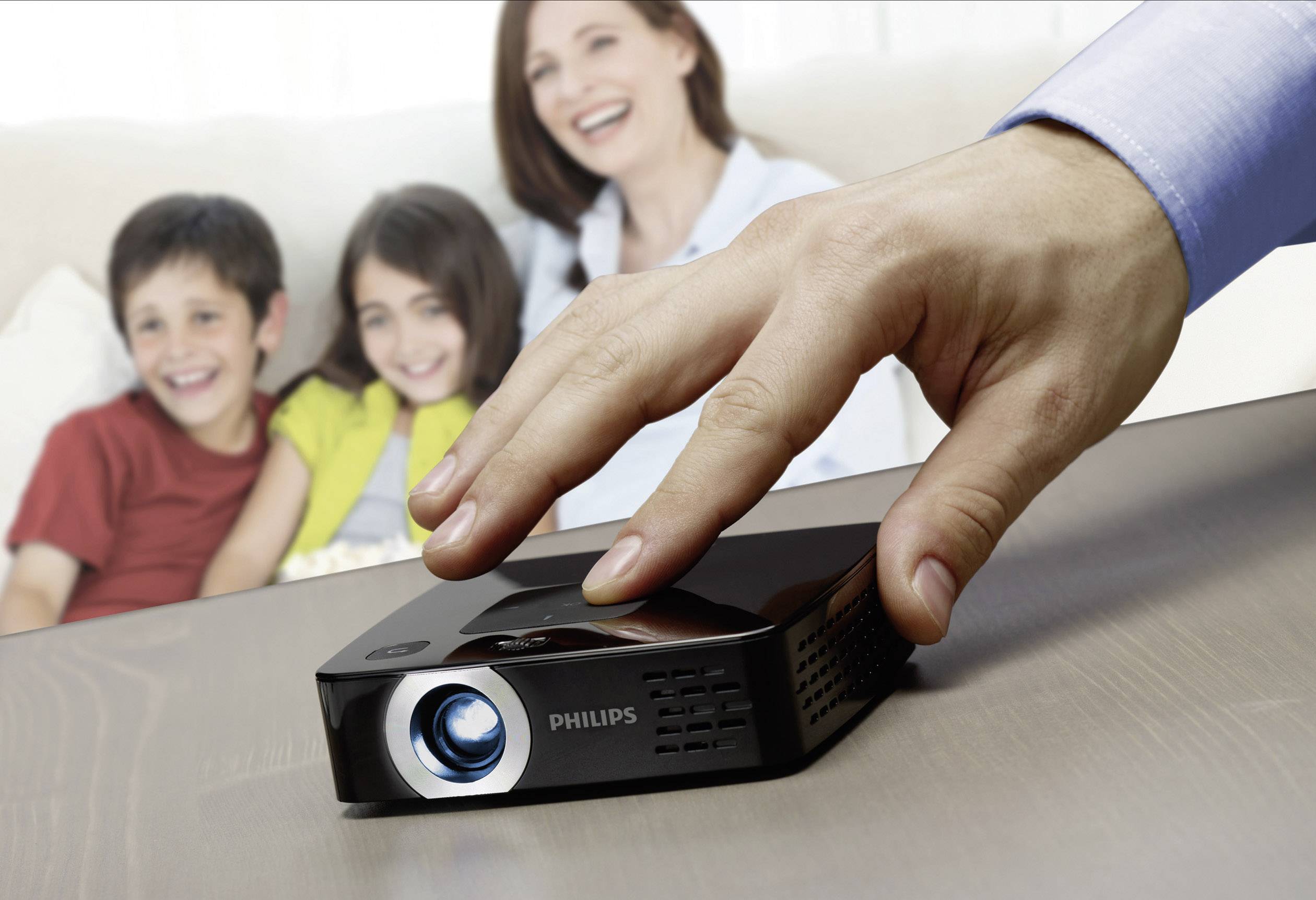 Philips PPX2450 Helligkeit: 55 Schwarz, Silber