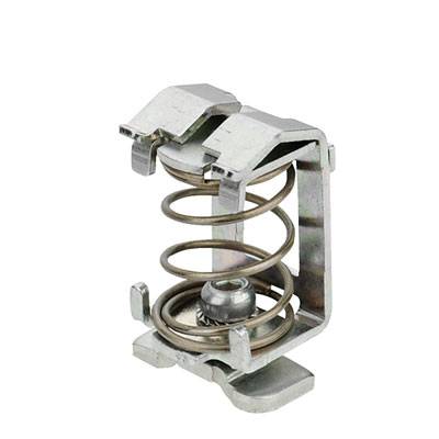 Metallischer Elektroklemmenkontakt mit Federmechanismus, geeignet für elektrische Verbindungen und Montageanwendungen.