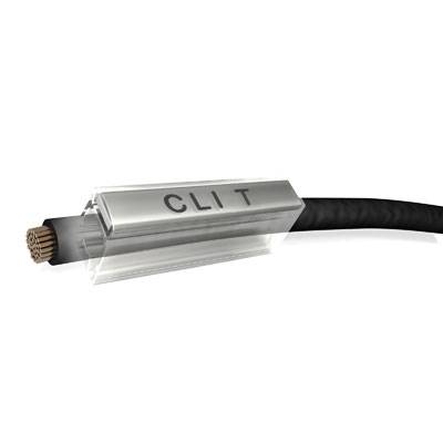 Ein Kabel mit freiliegenden Kupferdrähten an einem Ende und der Aufschrift 'CLI T' auf einem Gehäuse am anderen Ende.