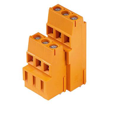 Ein orangefarbener Elektroanschlussblock mit mehreren Schraubklemmen, geeignet für die Befestigung elektrischer Leitungen.