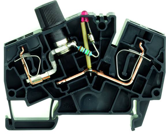 Ein Querschnitt eines elektrischen Klemmblocks mit sichtbaren Kupferdrähten, Widerstand und metallischen Verbindungen.