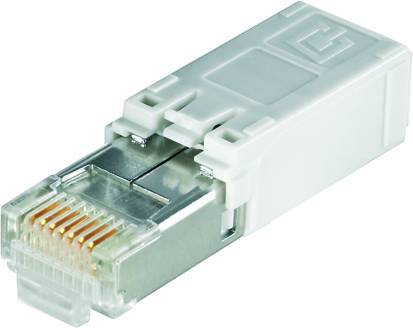 Ein weißer Netzwerkstecker mit metallischem Anschluss, ausgelegt für Ethernet-Verbindungen, isoliert vor weißem Hintergrund.