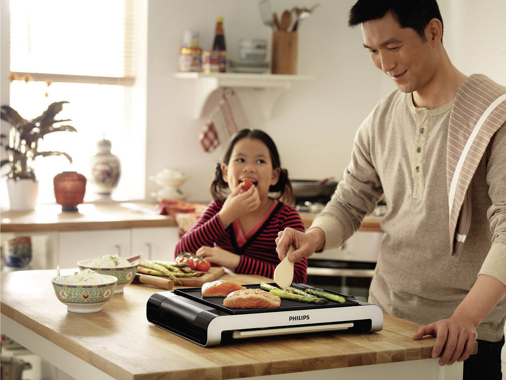 Philips HD4419/20 Tisch Grill mit manueller Temperatureinstellung  Edelstahl, Schwarz