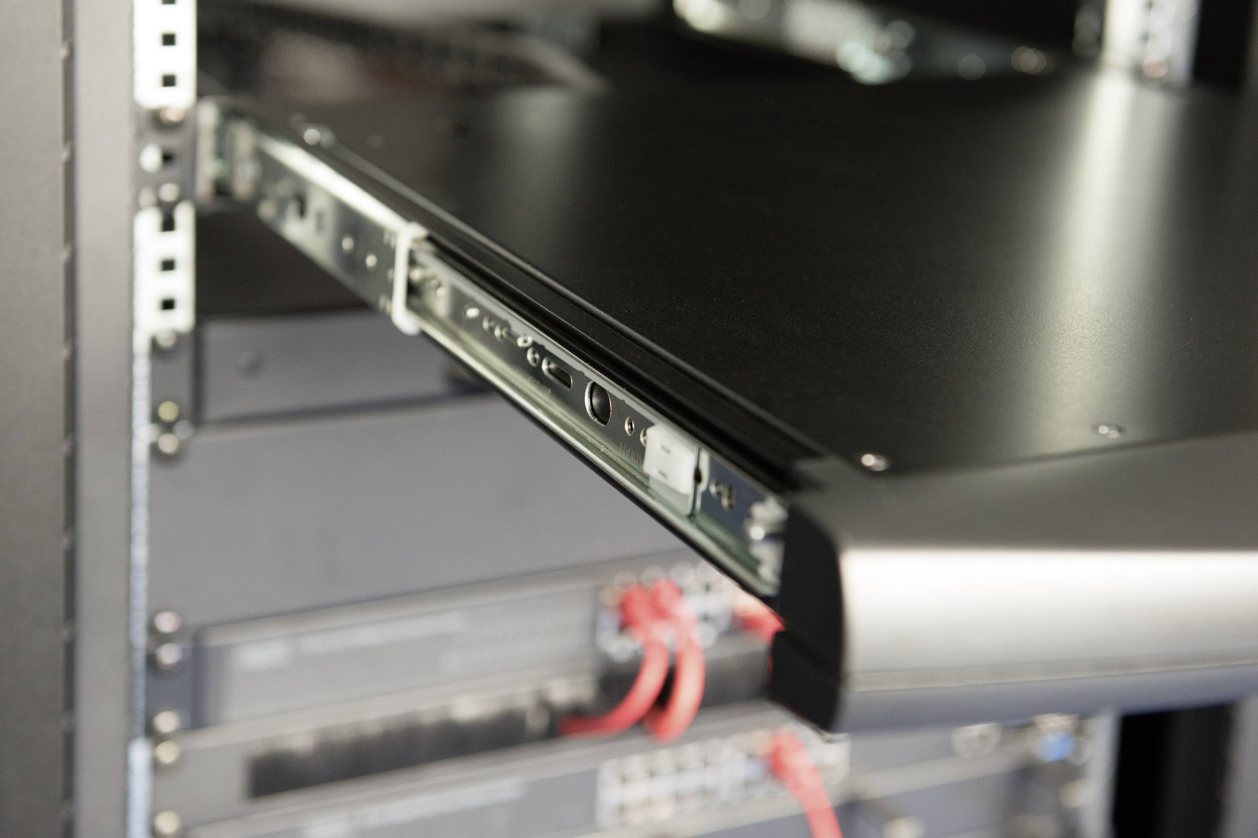 Digitus DS-72003GE 16 Port KVM-Konsole VGA USB 1920 x 1080 Pixel