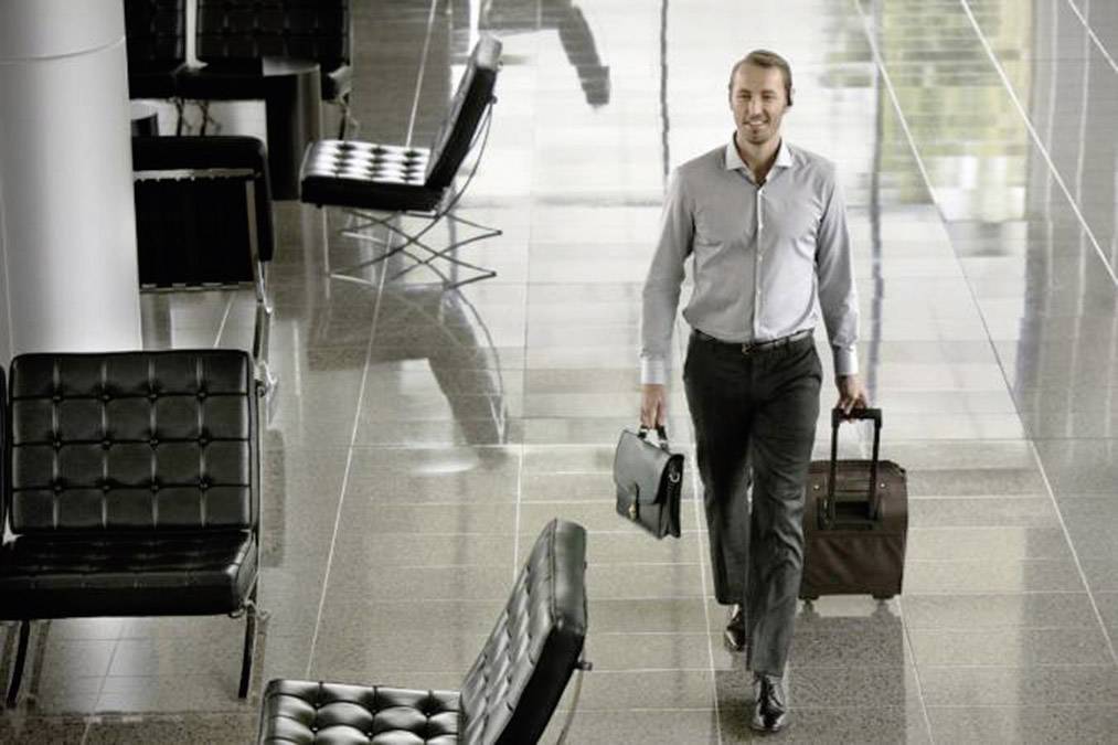Plantronics Voyager Handy In Ear Headset Bluetooth® Mono Schwarz Mikrofon-Rauschunterdrückung, Noise Cancelling Lautstärkeregelung, Mikrofon-Stumm