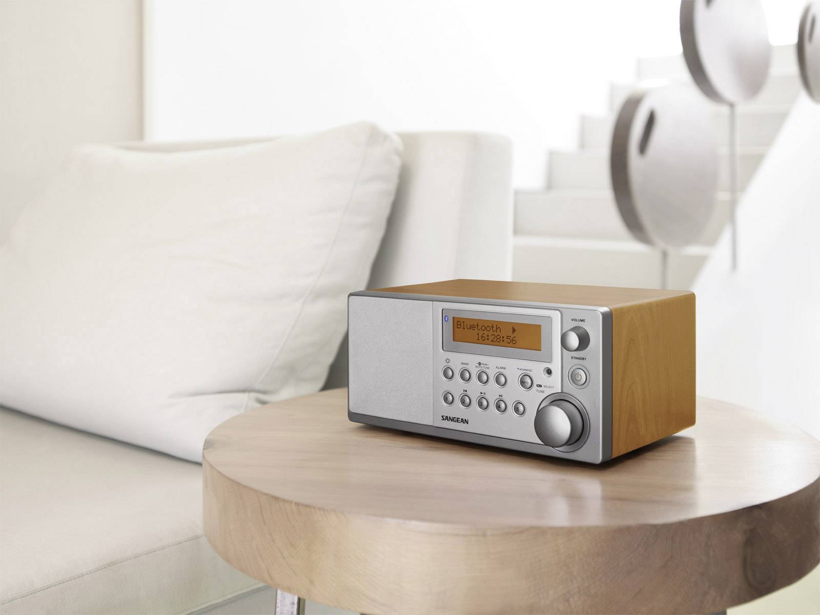 Sangean DDR-31 BT Tischradio DAB+, UKW Bluetooth®, AUX   Holz