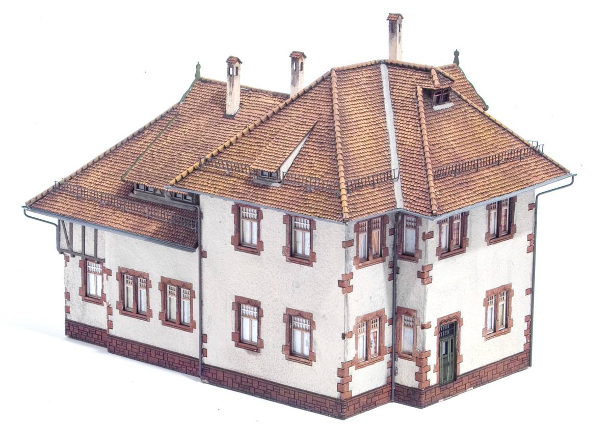 MBZ 14114 N Wohnhaus Lenzkirch