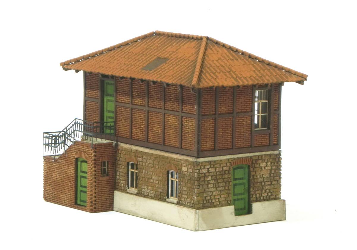 MBZ 16201 Z Stellwerk Eutin 1