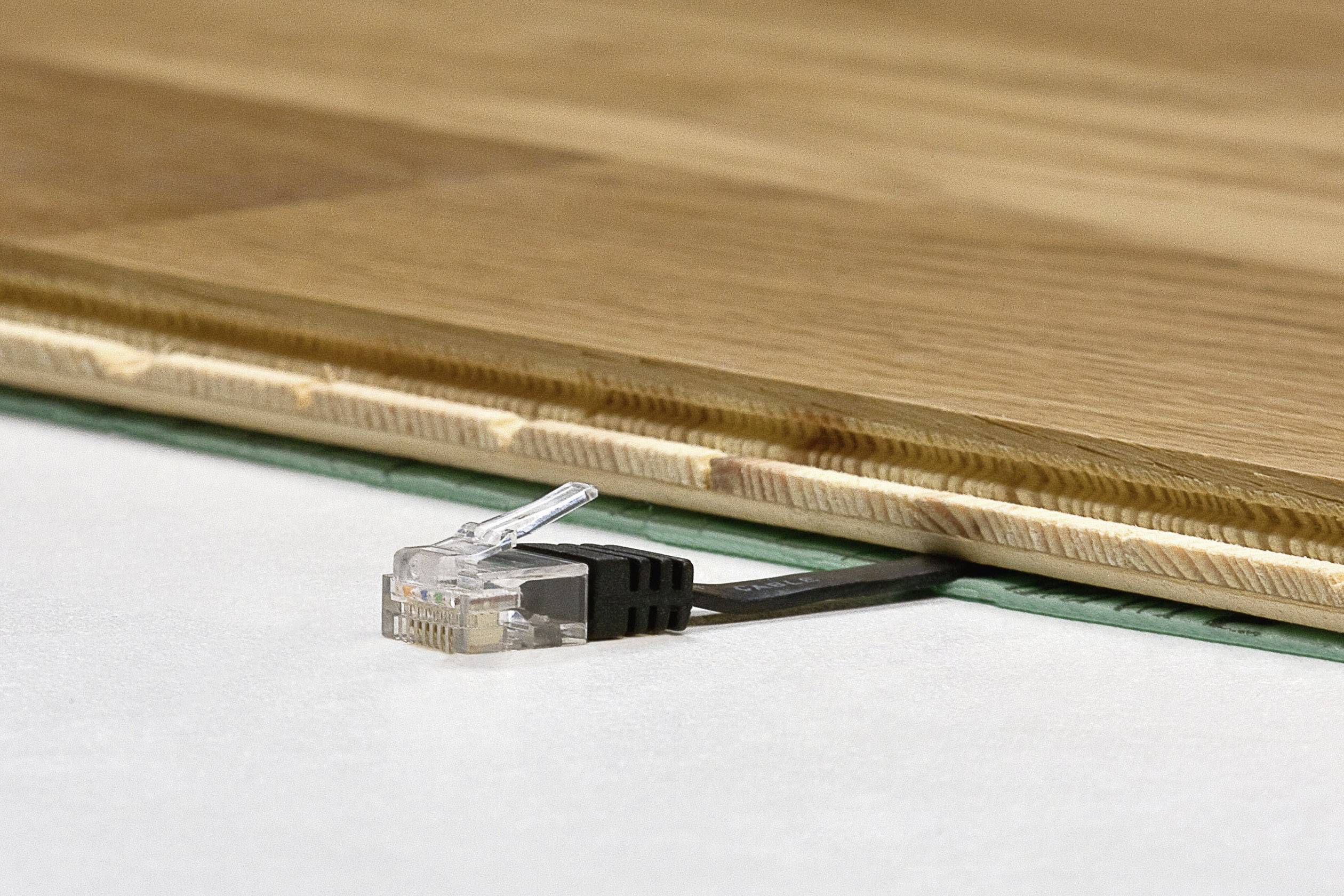 Goobay 95381 RJ45 Netzwerkkabel, Patchkabel CAT 6 U/UTP 10.00 m Schwarz hochflexibel, flach 1 St.