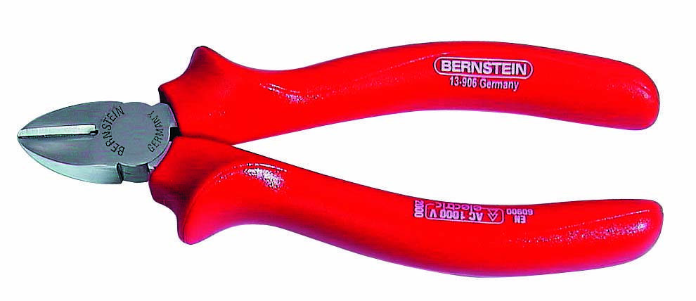Rote Seitenschneiderzange mit Aufschrift 'BERNSTEIN' auf den Griffen und der Schneidfläche, hergestellt in Deutschland.