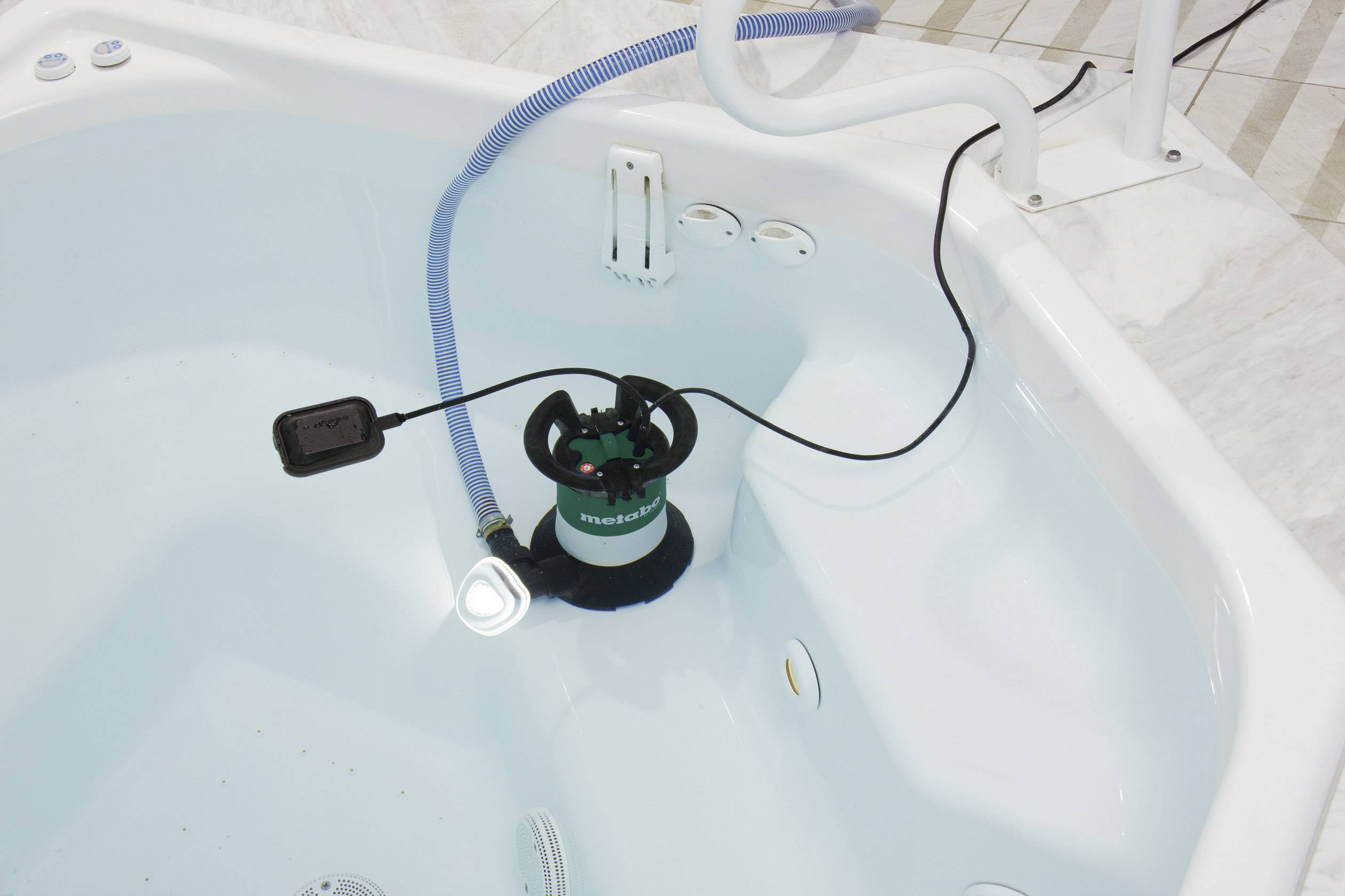 Metabo 0251300000 TP 13000 S Klarwasser-Tauchpumpe 13000 l/h 9.5 m