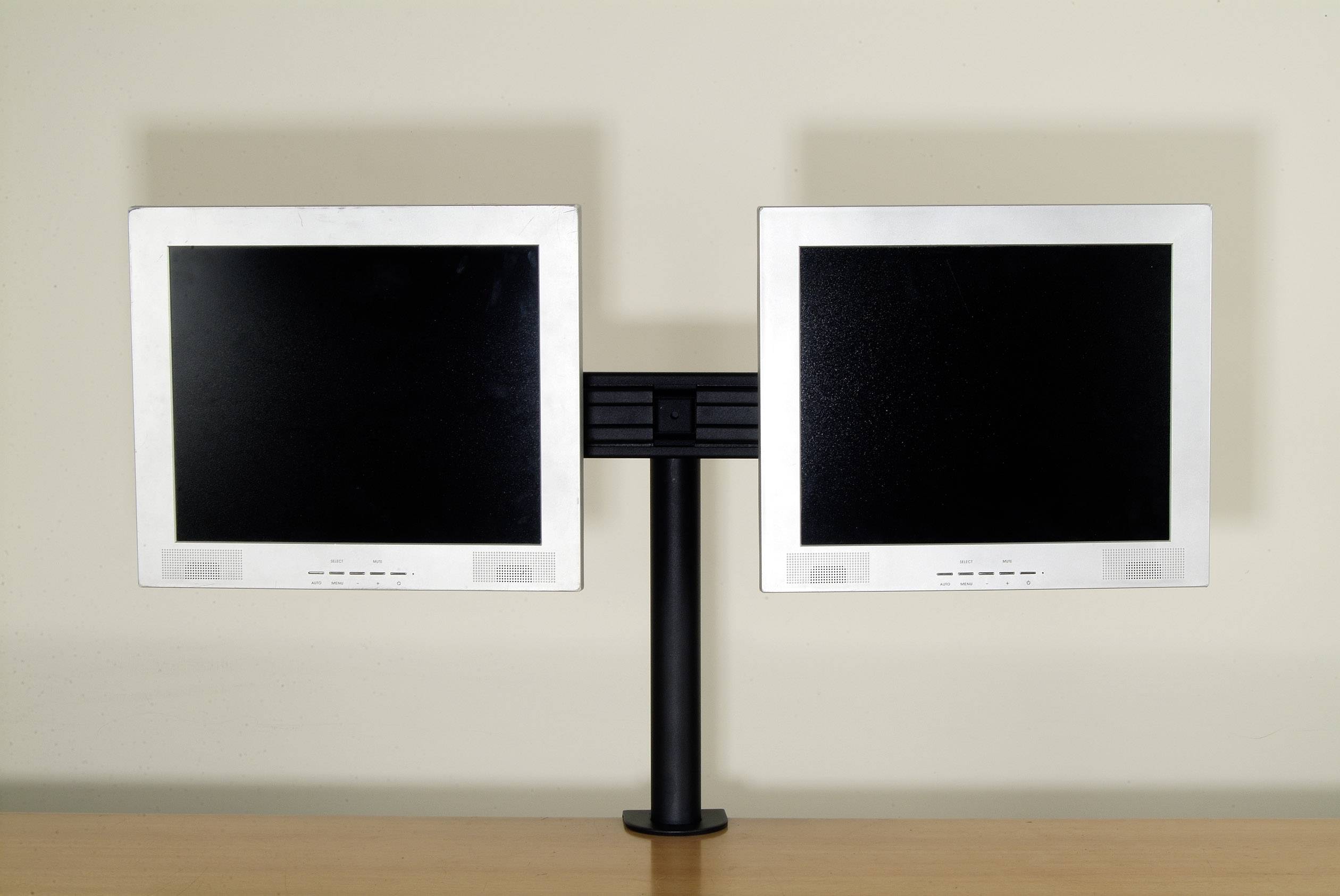 SpeaKa Professional SP-1664328 2fach Monitor-Tischhalterung 33,0 cm (13") - 61,0 cm (24") Höhenverstellbar, Neigbar, Schwenkbar, Rotierbar