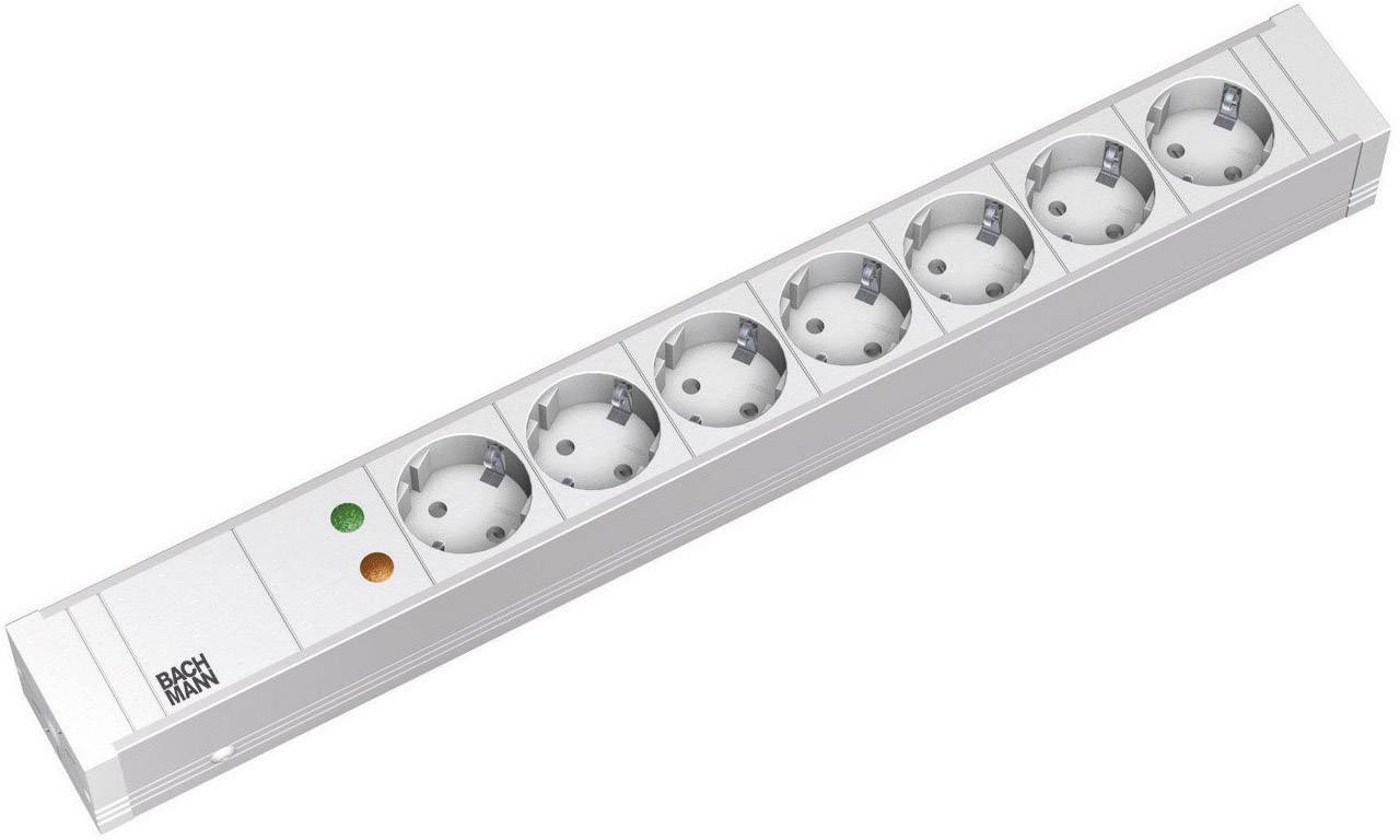 Eine weiße Steckdosenleiste mit sechs Steckplätzen und einem Schalter, ausgestattet mit einer grünen und einer orangefarbenen Kontrollleuchte.