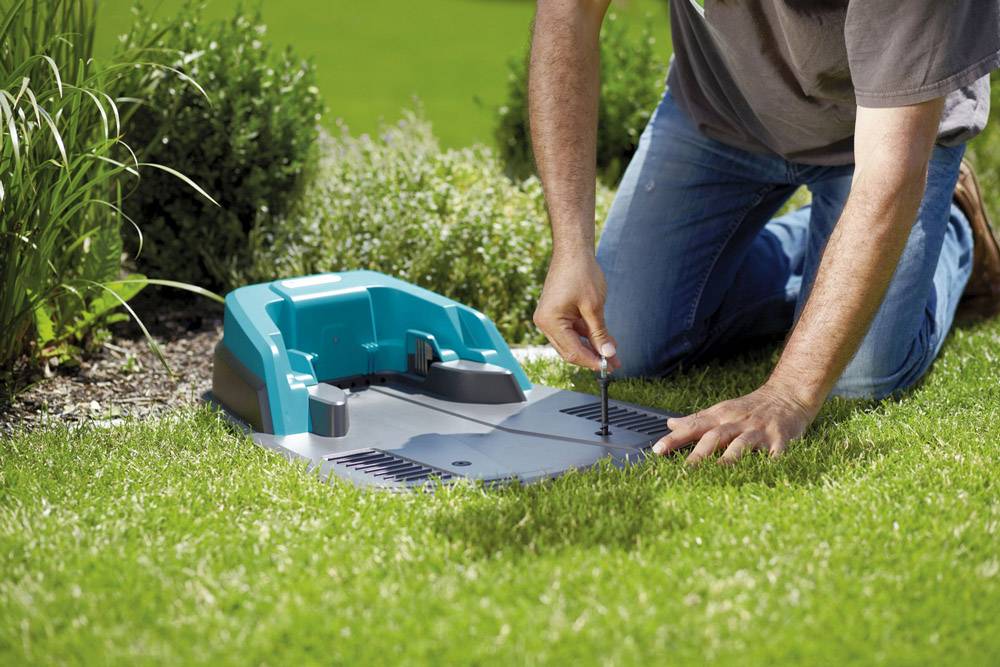 GARDENA R40Li Mähroboter Geeignet für Fläche max. 400 m²
