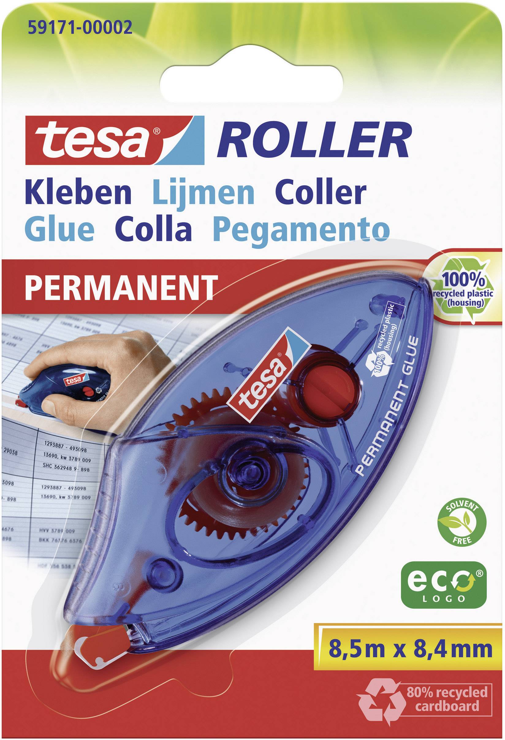 Verpackung eines permanenten Tesa-Kleberollers, 8,5 m x 8,4 mm. Hergestellt aus 100% recyceltem Plastik, in blauem Gehäuse.