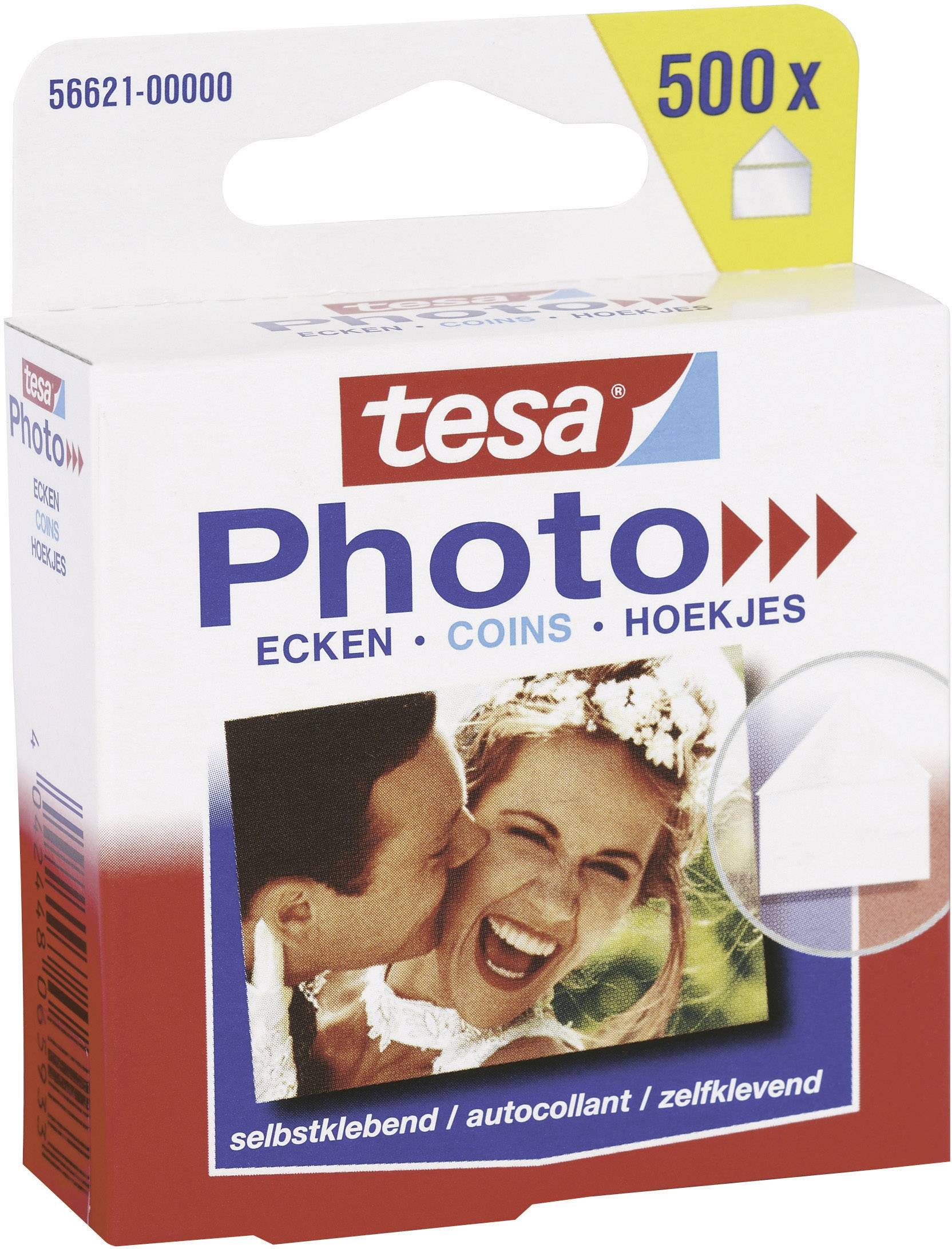 Eine Packung mit 500 selbstklebenden Fotoecken von tesa. Verpackung zeigt ein lachendes Paar.