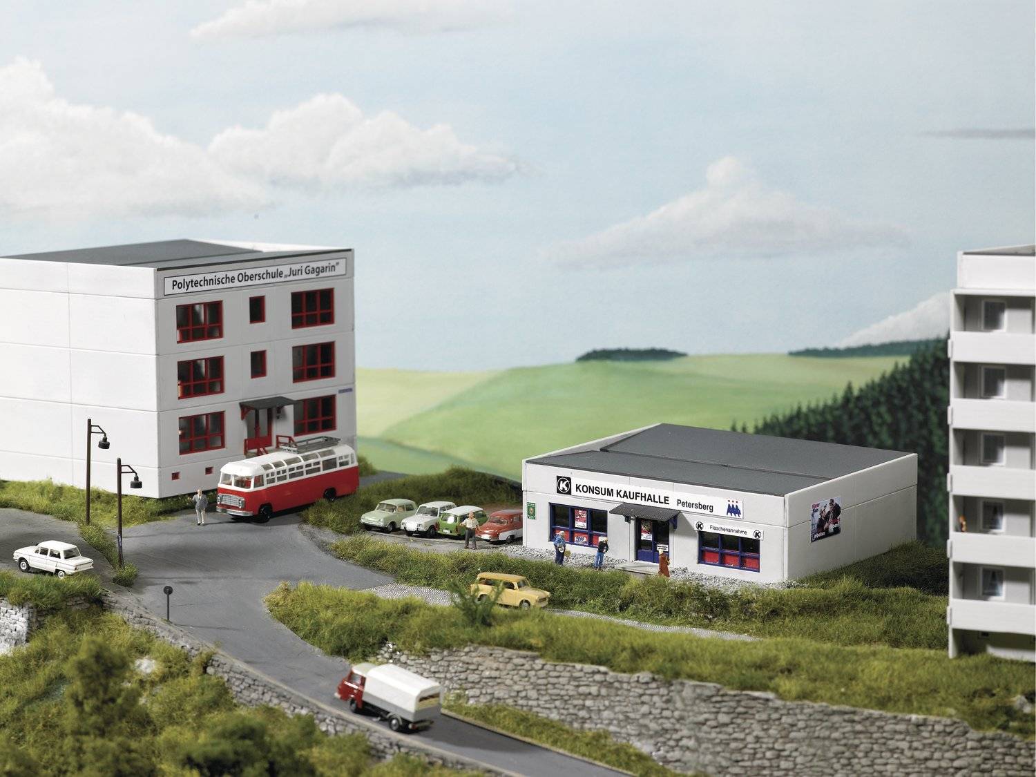 Piko H0 61151 H0 Plattenbau Konsum