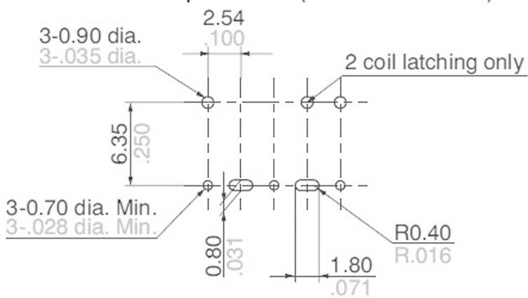 Technische Zeichnung einer mechanischen Komponente mit genauen Abmessungen in Millimetern. Zeigt Bohrungsdurchmesser, Abstände, Radius und Anmerkungen zur Befestigung.