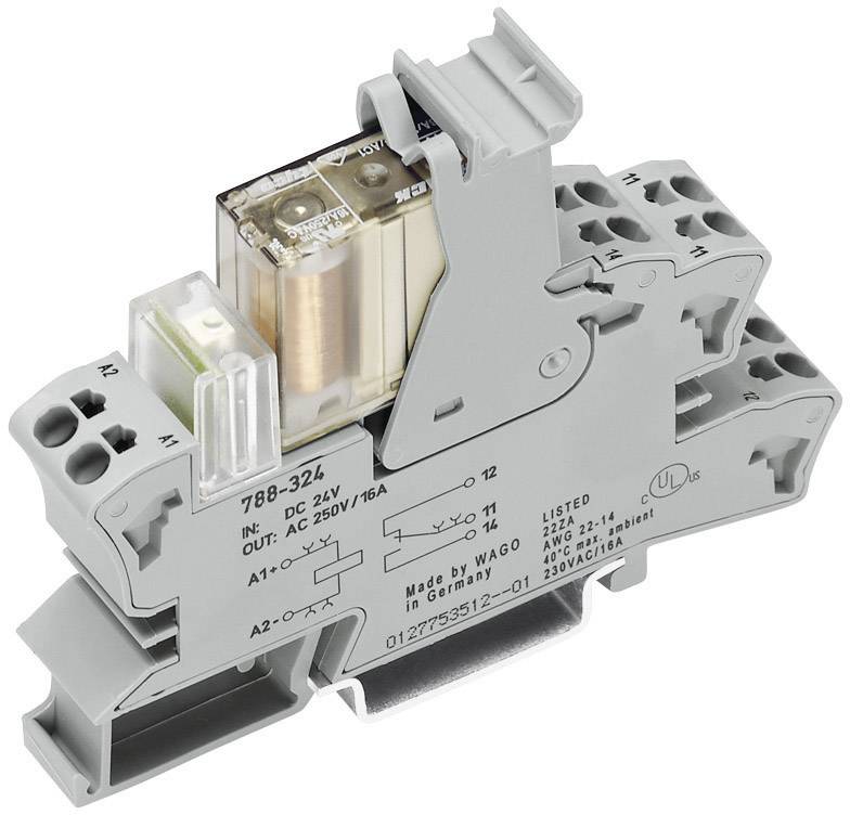 Ein elektrisches Relaismodul auf einer Tragschiene. Es zeigt Angaben zur Spannung und Herstellerinformationen auf der Gehäuseoberfläche.