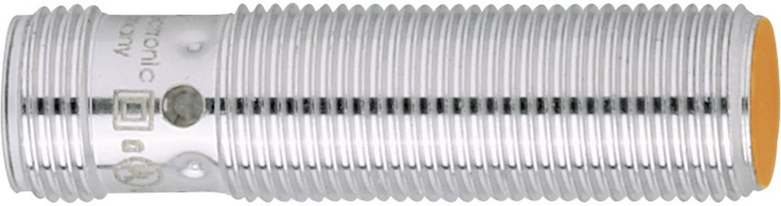 Zylindrischer, gerippter Metallsensor mit orangefarbenem Ende, typischerweise für industrielle Anwendungen zur Objektdetektion verwendet.