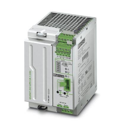 Ein industrielles Netzteil mit silbernem Gehäuse und grünen Akzenten, das DC 24V und 5A liefert, geeignet für Maschinensteuerungen.
