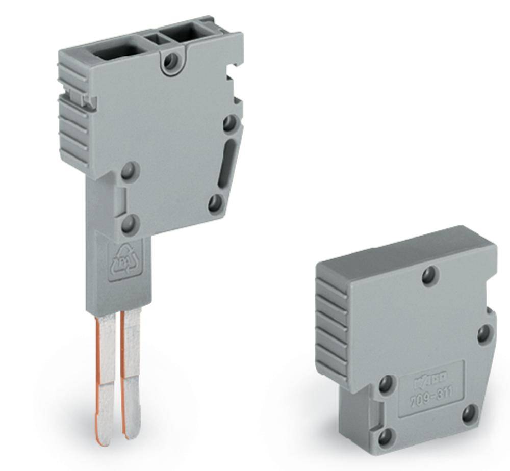 Grauer Kunststoffstecker in zwei Ansichten. Links mit langer, eiserner Klemme ausgerichtet; rechts Ansicht von hinten.
