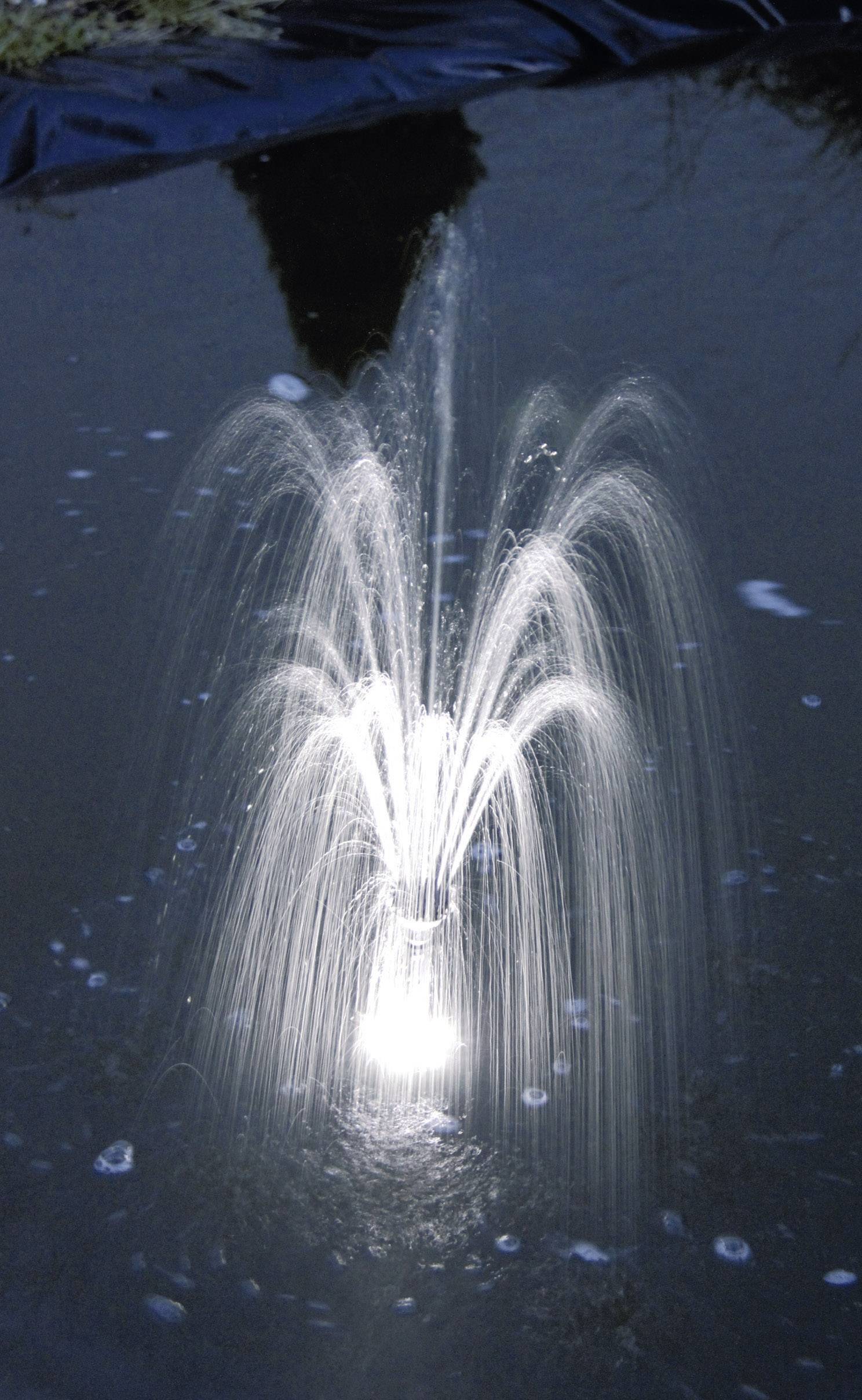 Esotec 101774 Napoli LED Solar-Pumpenset mit Beleuchtung, mit Akkuspeicher