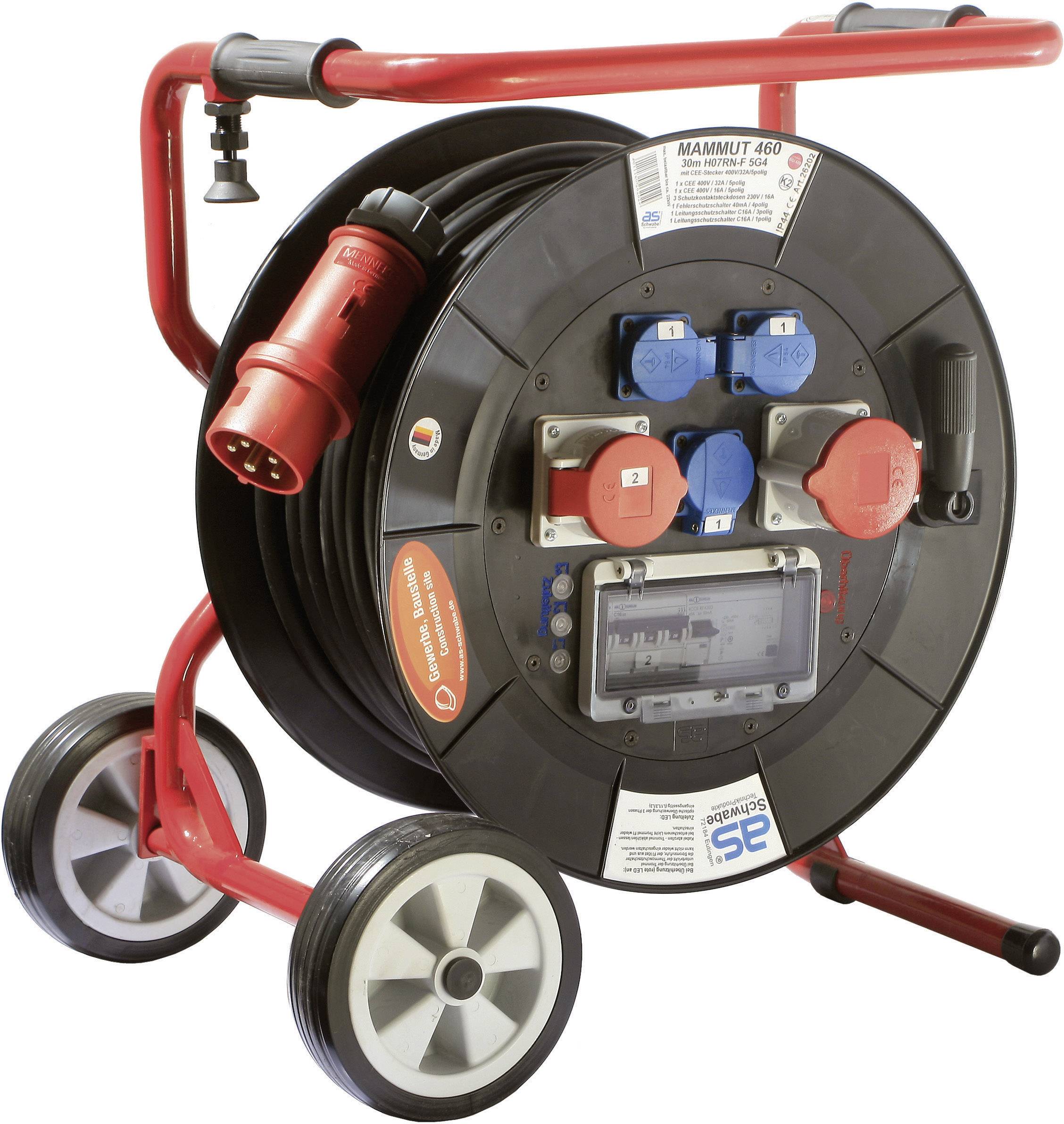 Kabeltrommel mit mehreren Steckdosen und einem langen Kabel auf einem roten, fahrbaren Gestell mit zwei Rädern. Geeignet für Baustellen.