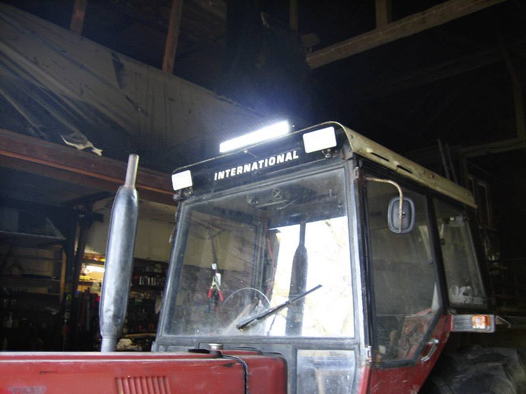 Berger & Schröter Arbeitsscheinwerfer 12 V, 24V 120W 20198 Nahfeldausleuchtung (B x H x T) 610 x 115 x 85mm 7800lm 6000 K