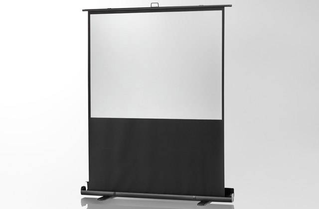Tragbare Projektor-Leinwand in aufrechter Position vor grauem Hintergrund. Ideal für Präsentationen und Heimkino.