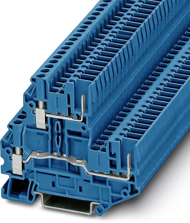 Ein blauer, mehrstöckiger elektrischer Anschlussblock mit mehreren Anschlussklemmen und Metallelementen für Kabelverbindungen.