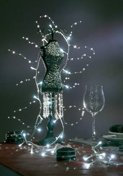 Konstsmide 1231-203 Motiv-Lichterkette Perlen Innen netzbetrieben Anzahl Leuchtmittel 32 LED Kaltweiß Beleuchtete Länge: 2m