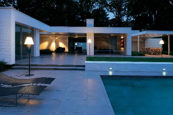 SLV 228965 Adegan Außenstandleuchte Energiesparlampe E27 24 W Anthrazit, Weiß