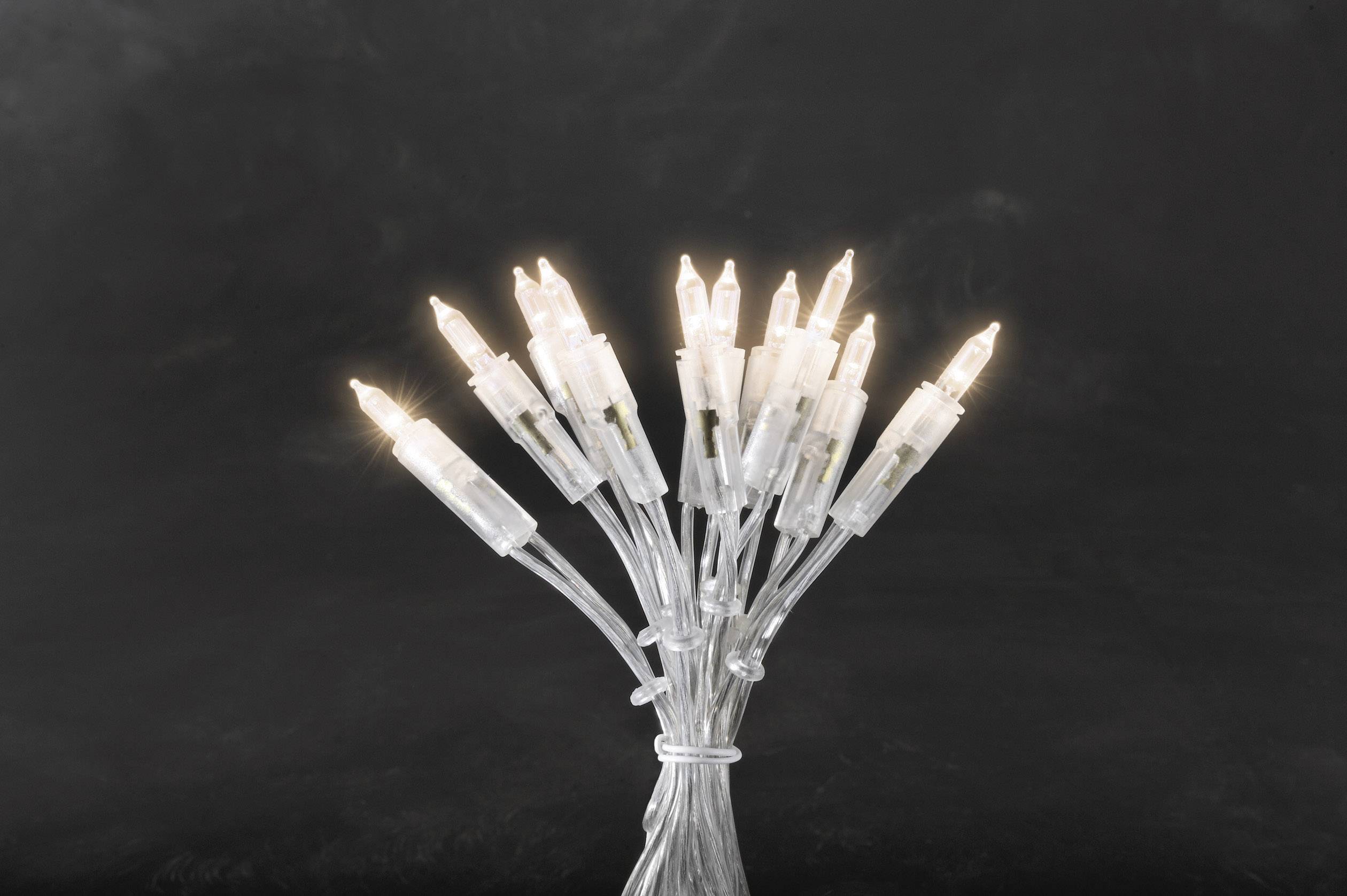 Konstsmide 6303-123 Mini-Lichterkette EEK: G (A - G) netzbetrieben Anzahl Leuchtmittel 50 LED Warmweiß Beleuchtete Länge: 7.35m