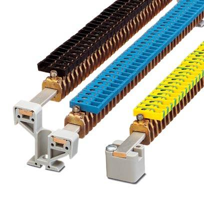 Drei Arten von Klemmleisten mit unterschiedlichen Farben und Steckverbindungen zur elektrischen Verdrahtung.
