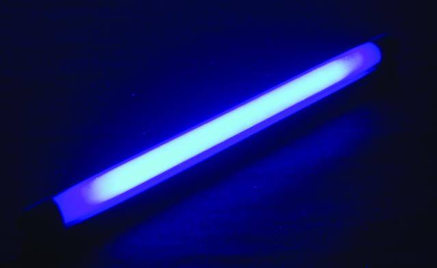 Eurolite 45cm slim UV-Röhren Set 15W Schwarz