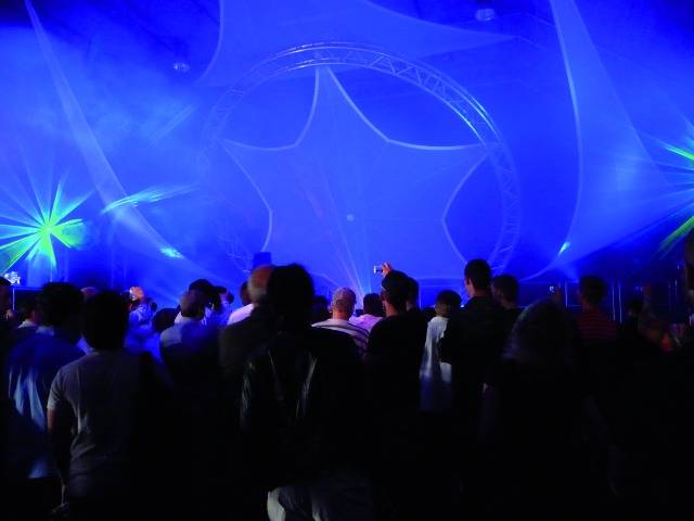 Antari HZ-500E mit Flightcase Hazer