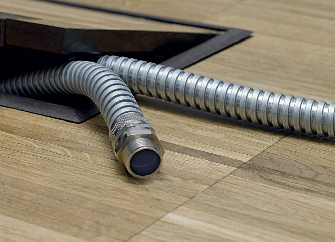 HellermannTyton 166-30100 SC10 Stahlschutzschlauch Metall 6.80mm Meterware