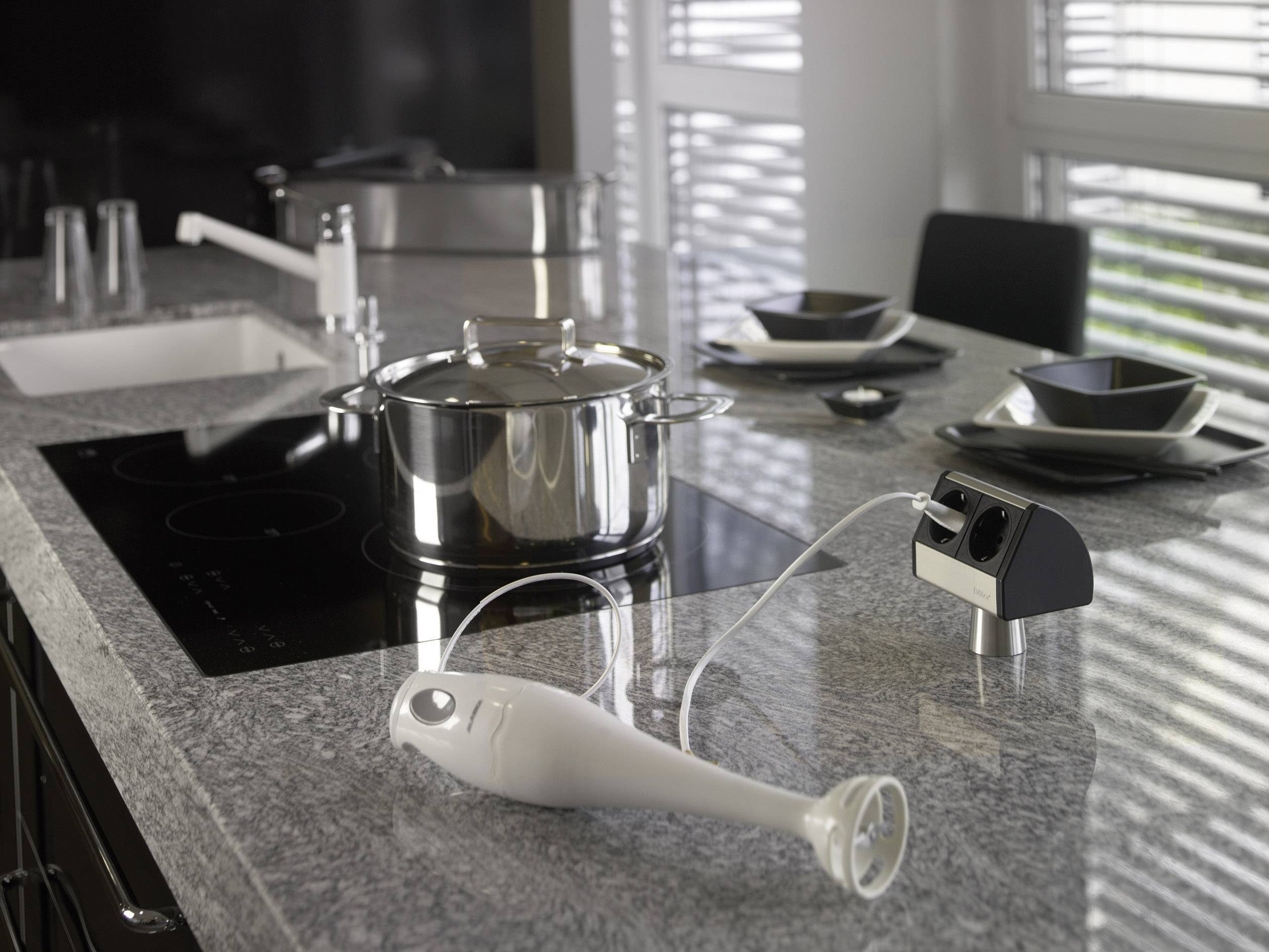 EVOline 93022055 Steckdosenleiste 2fach Schwarz, Silber ohne Stecker 1St.