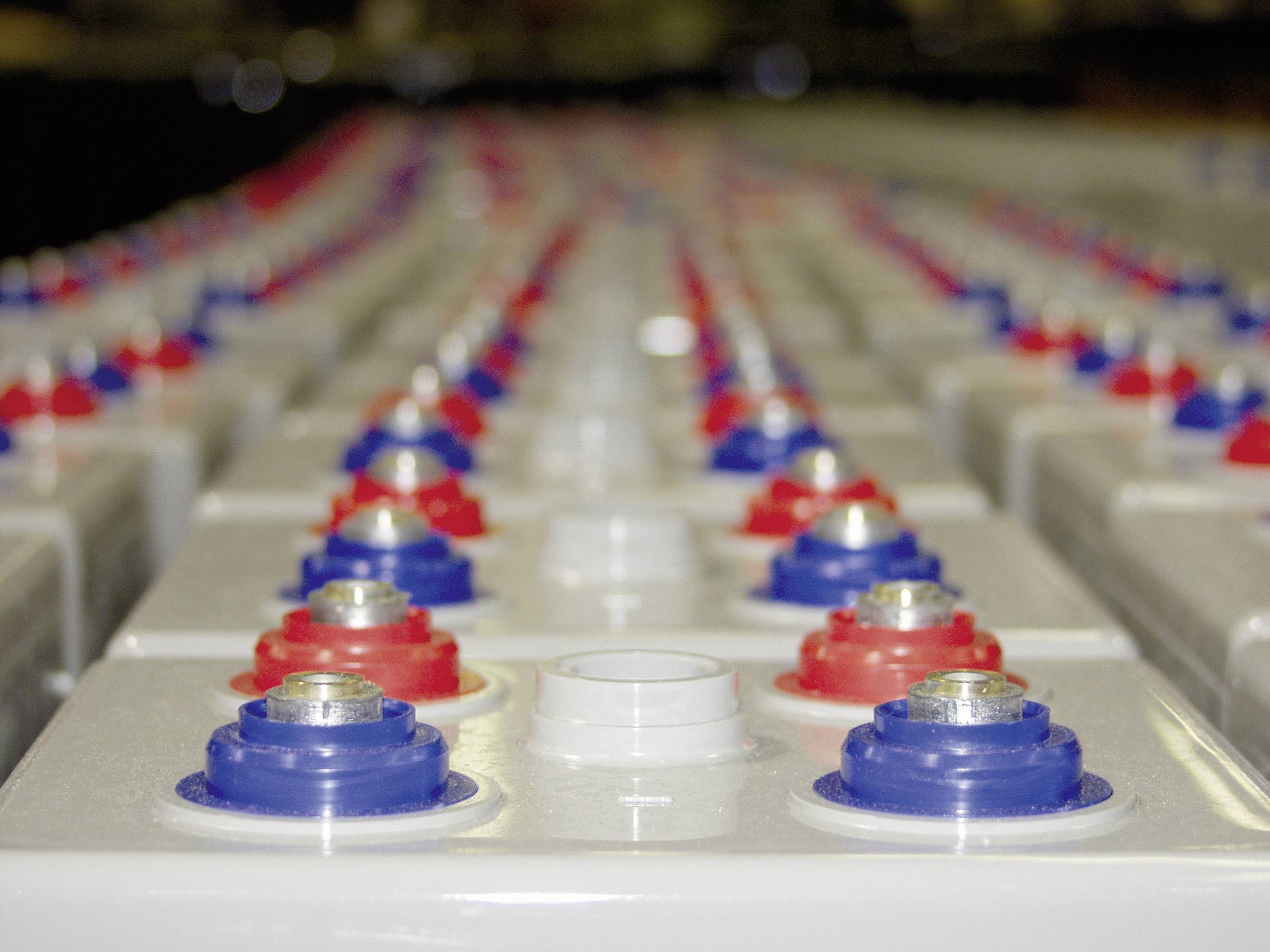 GNB Sonnenschein 12V 2 OPzV 100 NGA6120100HS0FA Bleiakku 12V 91Ah Blei-Gel (B x H x T) 273 x 358 x 204mm M8-Schraubanschluss