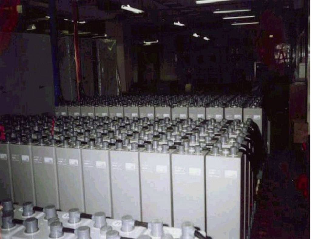 GNB Sonnenschein 12V 2 OPzV 100 NGA6120100HS0FA Bleiakku 12V 91Ah Blei-Gel (B x H x T) 273 x 358 x 204mm M8-Schraubanschluss