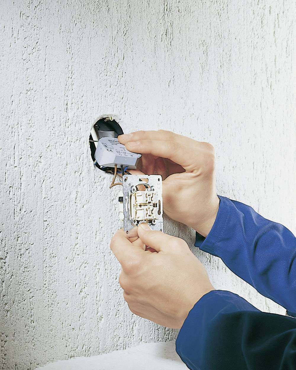 Kaiser Elektro 1068-02 Gerätedose (L x B x H) 149 x 67 x 63mm 1St.