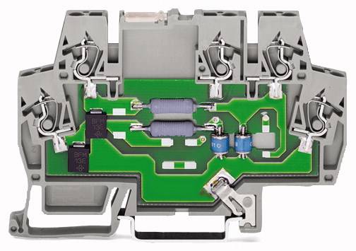 Elektronische Schaltung mit grüner Platine und grauem Gehäuse. Sichtbare Widerstände und Kondensatoren, zeigt technischen Aufbau.