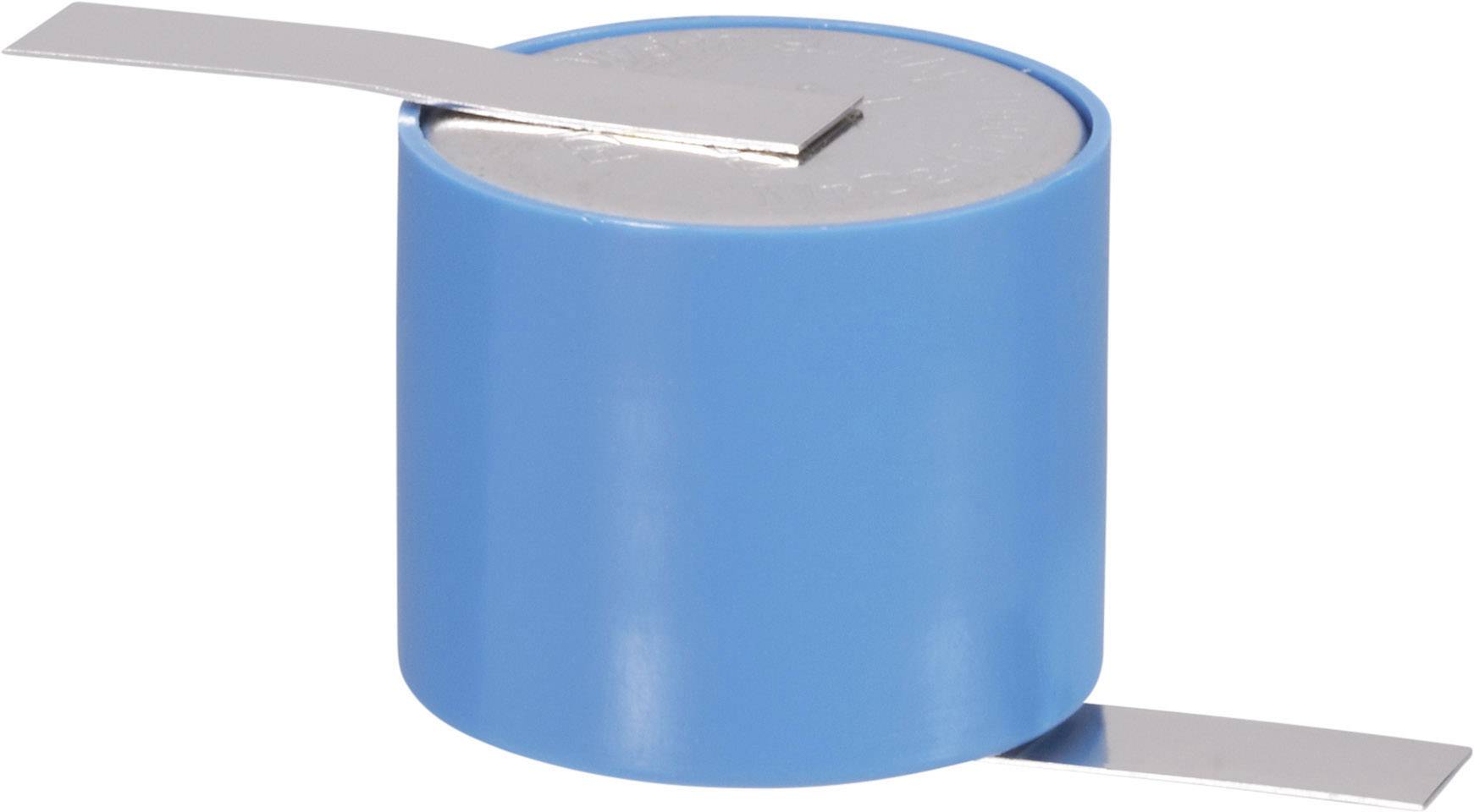Ein blauer zylindrischer Kondensator mit zwei Metallanschlüssen, einer oben und einer unten, auf weißem Hintergrund.