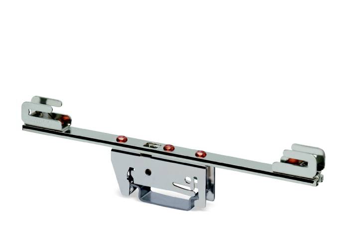 Metallischer Halterungsschieber mit mehreren roten Akzenten, geeignet zur Befestigung in Schienensystemen.