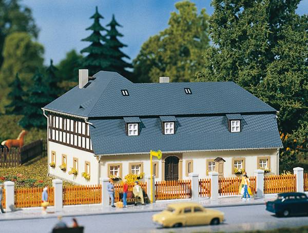 Auhagen 11385 H0 Wohnhaus Mühlenweg 1